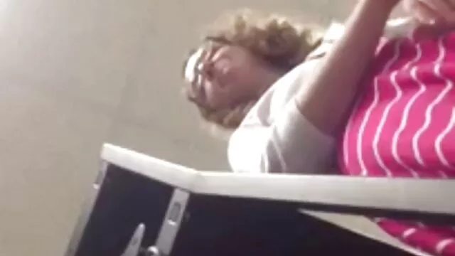 Asiático babe consigue videos sexo amateur latino abajo y sucio