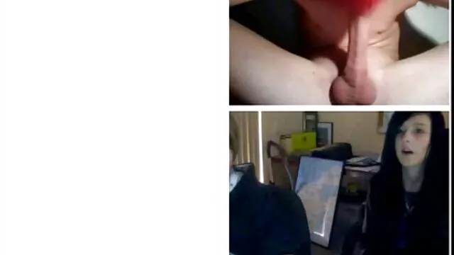 Chica sopla y arcadas porno idioma latino en la polla de su hombre