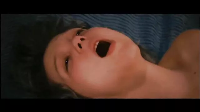 Lamiendo su sexo en español latino xxx culito mexicano.