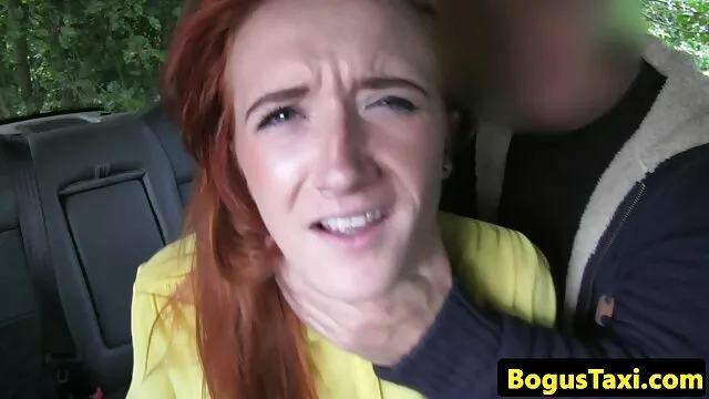 Linda rubia y la petardas en español latino gran polla de su novio